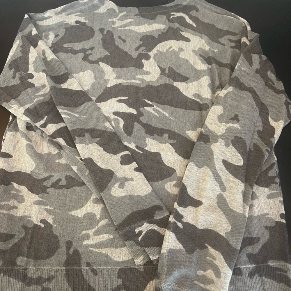 Zadig & Voltaire Crisp Camo Cashmere sweater sz M NWOT - Picture 4 of 8